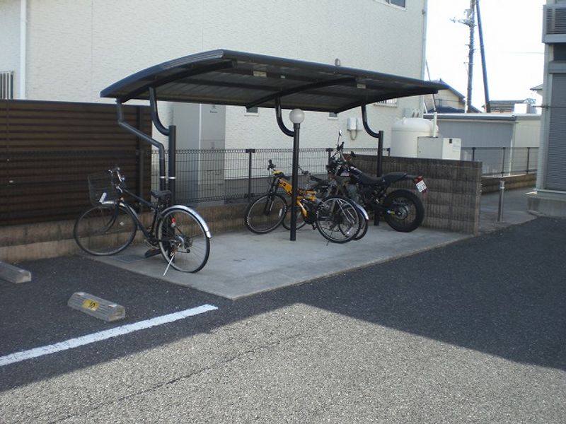 レオネクストラパン美園Ｂ 共用部分
