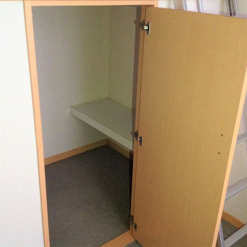 レオパレスＲＴフォーブル 収納