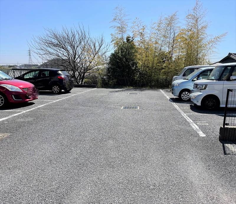 レオパレスｂｅｌ　ｓｕｏｎｏ 駐車場