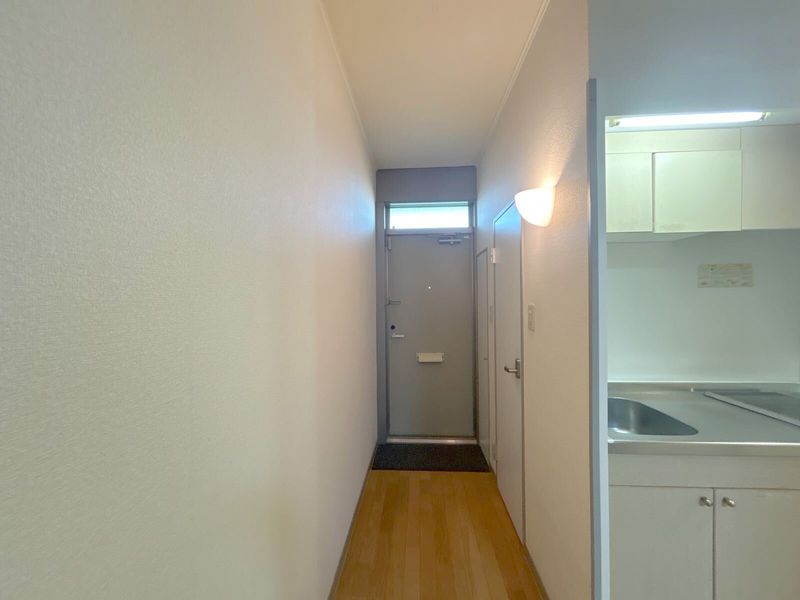 leopalace YANAGIDA Entrance