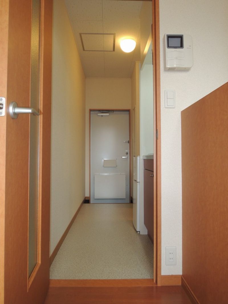 レオパレス福住Ｂ 玄関