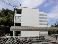 レオパレスラピス城南 外観
