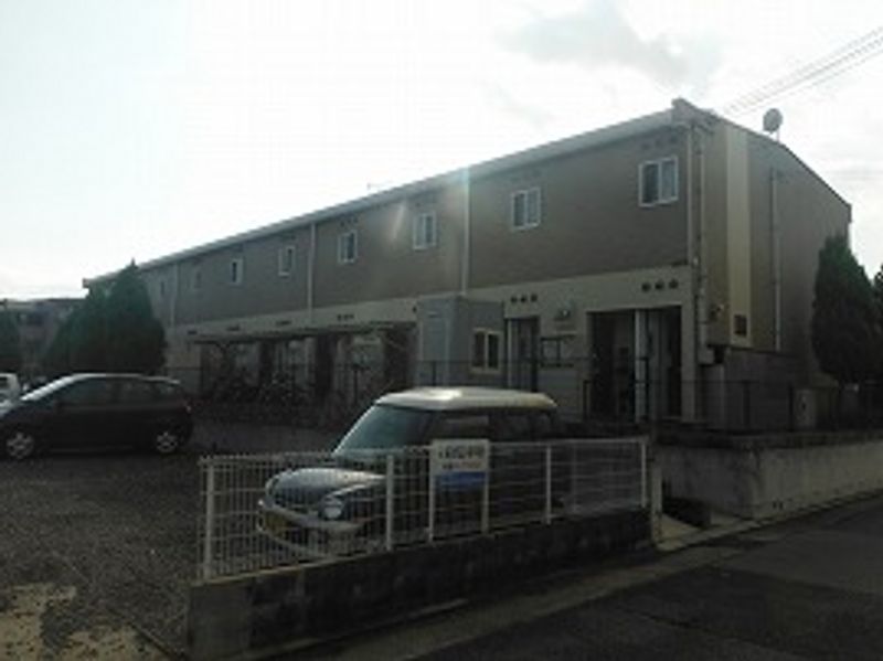 レオパレスｍｅｒｅｌｙ 駐車場