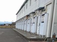 レオパレス金倉 エントランス