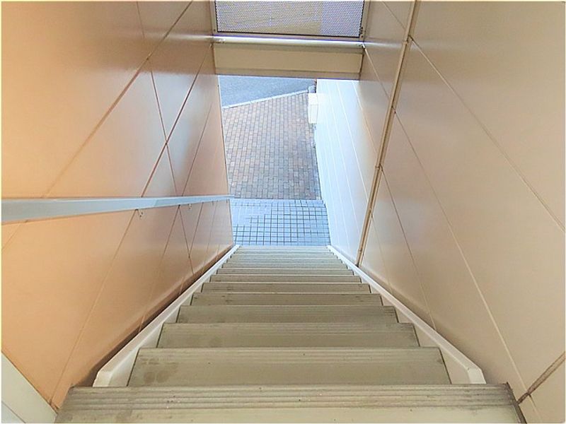 レオパレスエスペランサ２１ 共用部分