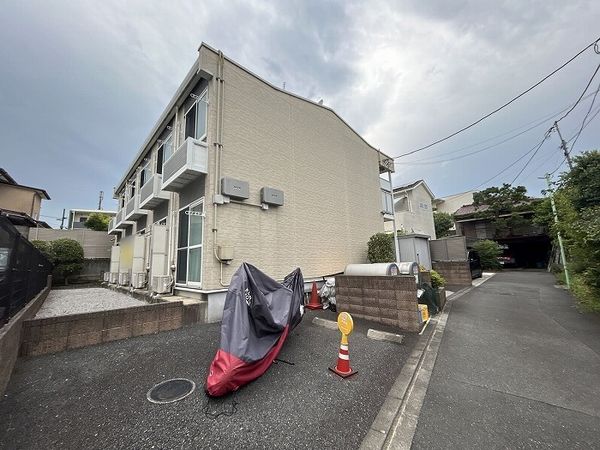 レオパレスエムズ　南阿佐ヶ谷 外観