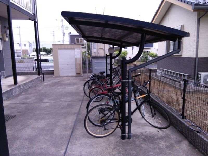 レオパレスユイカーナ 共用部分