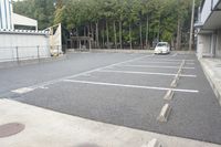 レオパレス如意申 駐車場