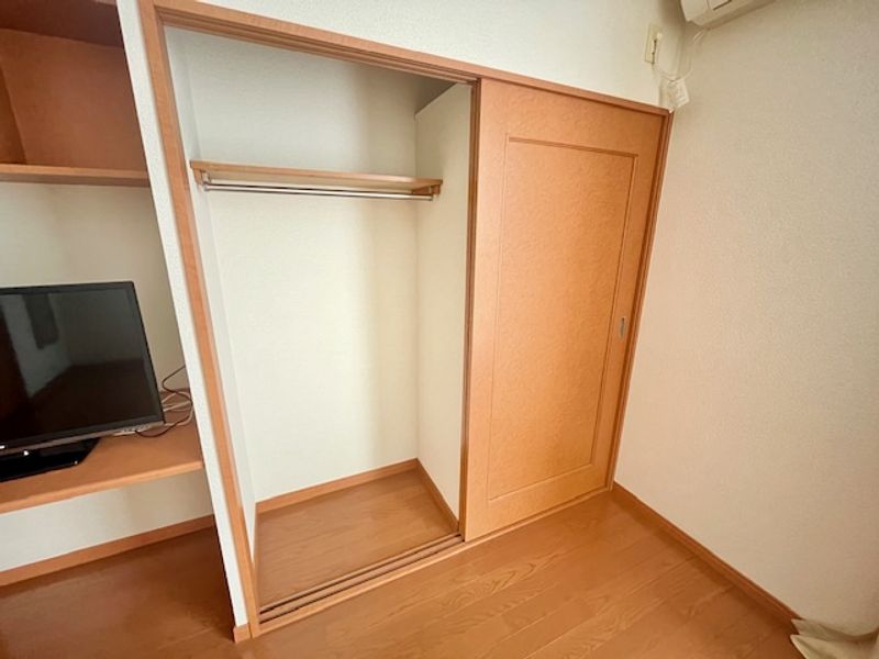 レオパレスオルディーレ 収納