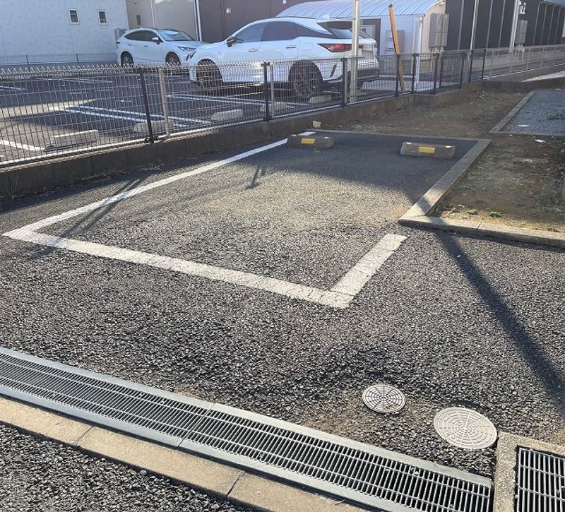 レオパレスノンノン 駐車場