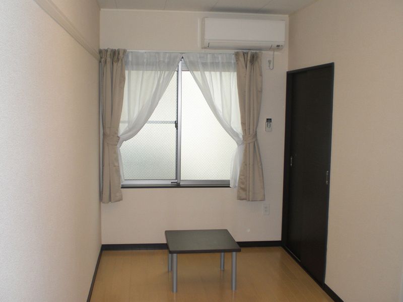 LEONEXT N Living room