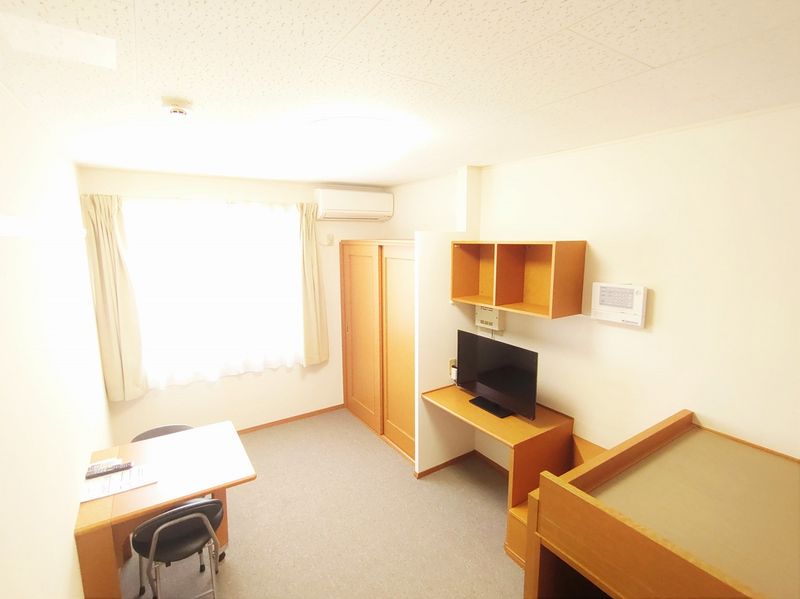 レオパレスアクエリウス 居間