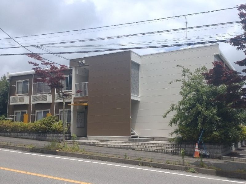 レオパレスヴェッセル 外観