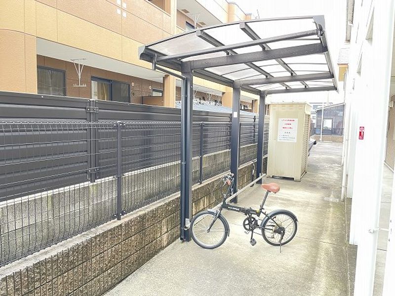 レオパレスロハス富の原 共用部分