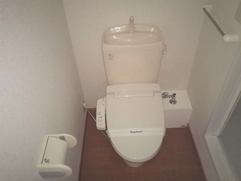 レオパレスシャンブル参番館 トイレ