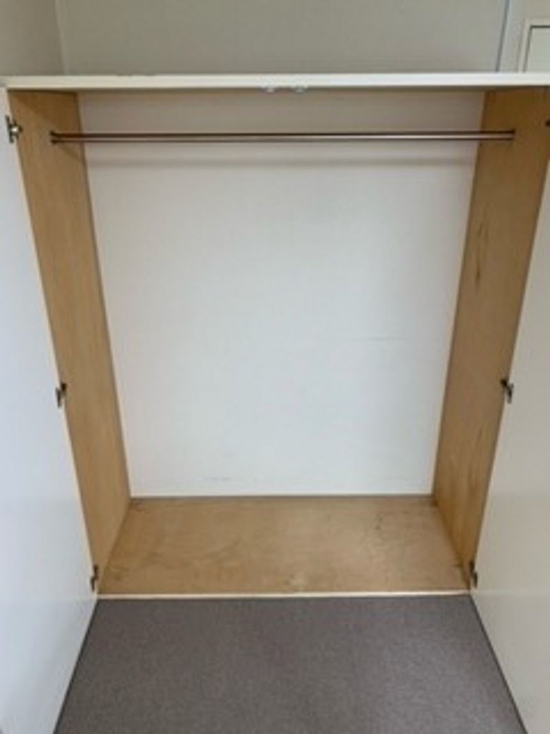 レオパレスミライ 収納