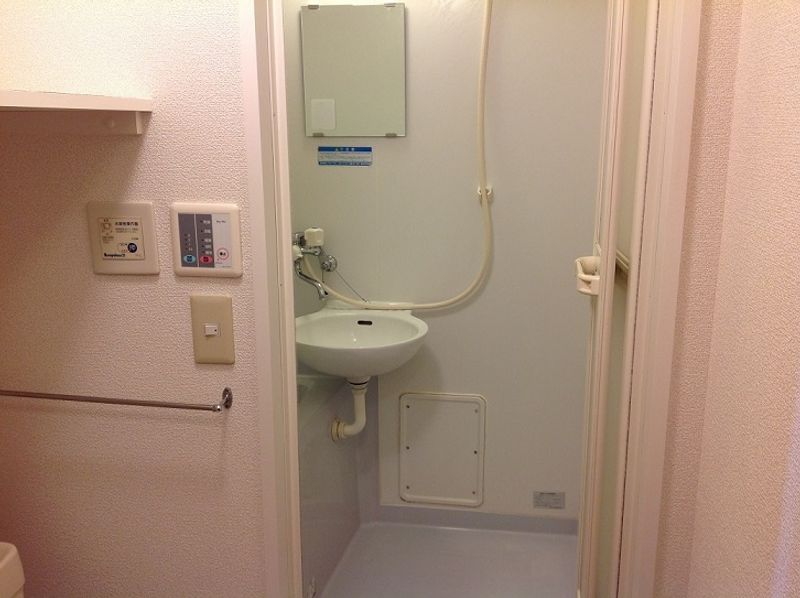 レオパレスヒルサイド 風呂