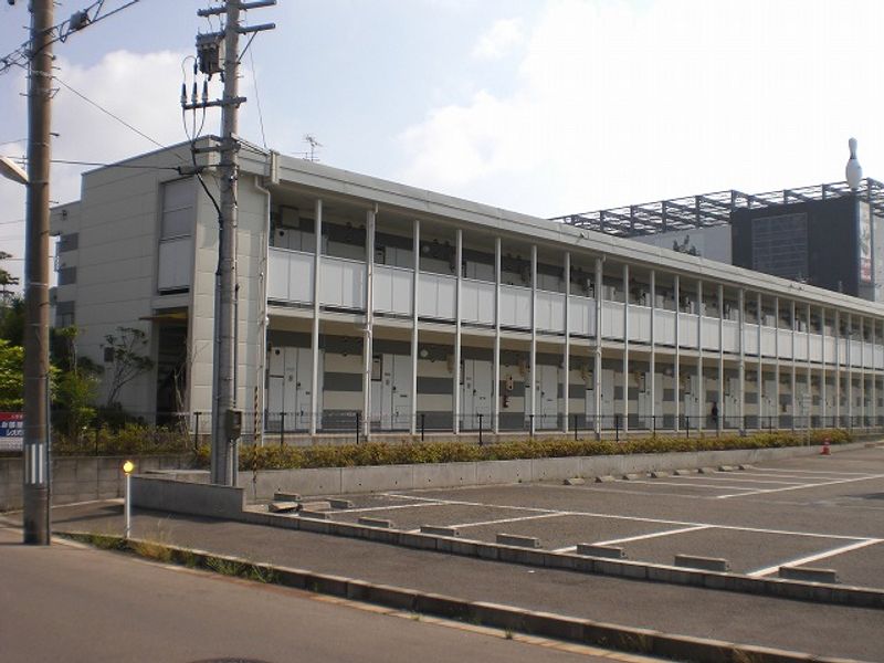 レオパレスエトワールⅠ 駐車場