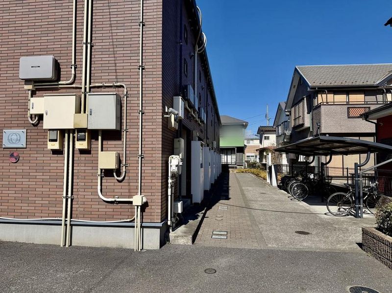 レオネクストアネックス小泉 エントランス