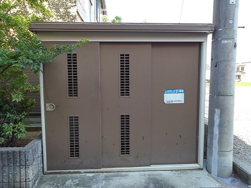 レオパレスレインボー 共用部分