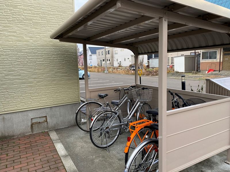レオパレス八軒 共用部分