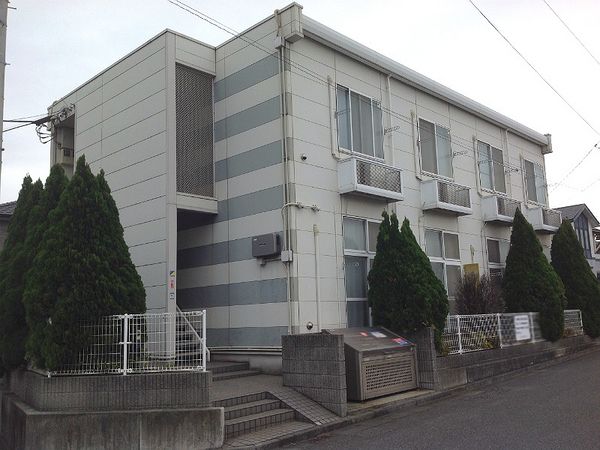 レオパレス青葉 外観
