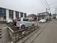 レオネクストシャトレー国見 駐車場