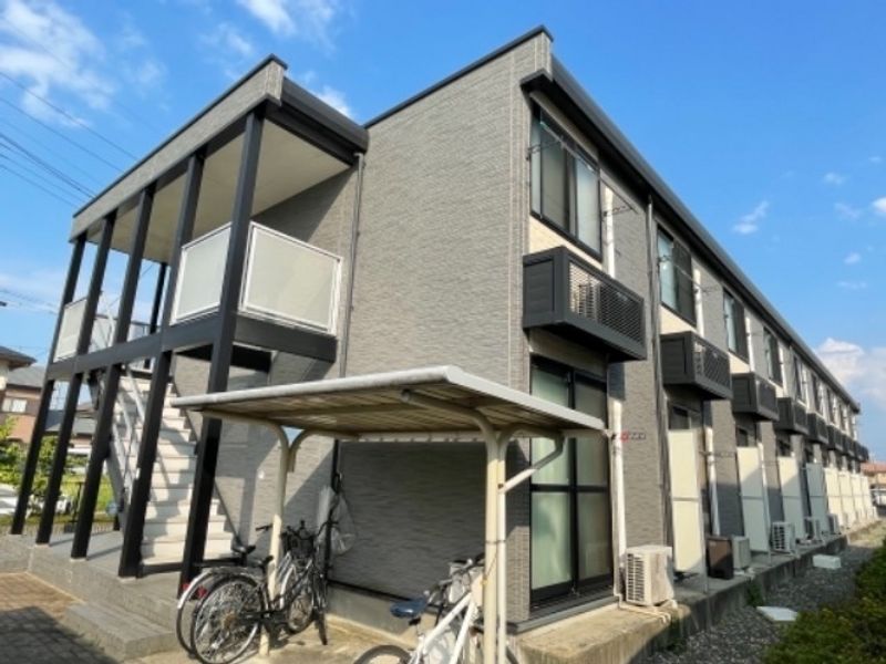 レオパレスビハク 外観