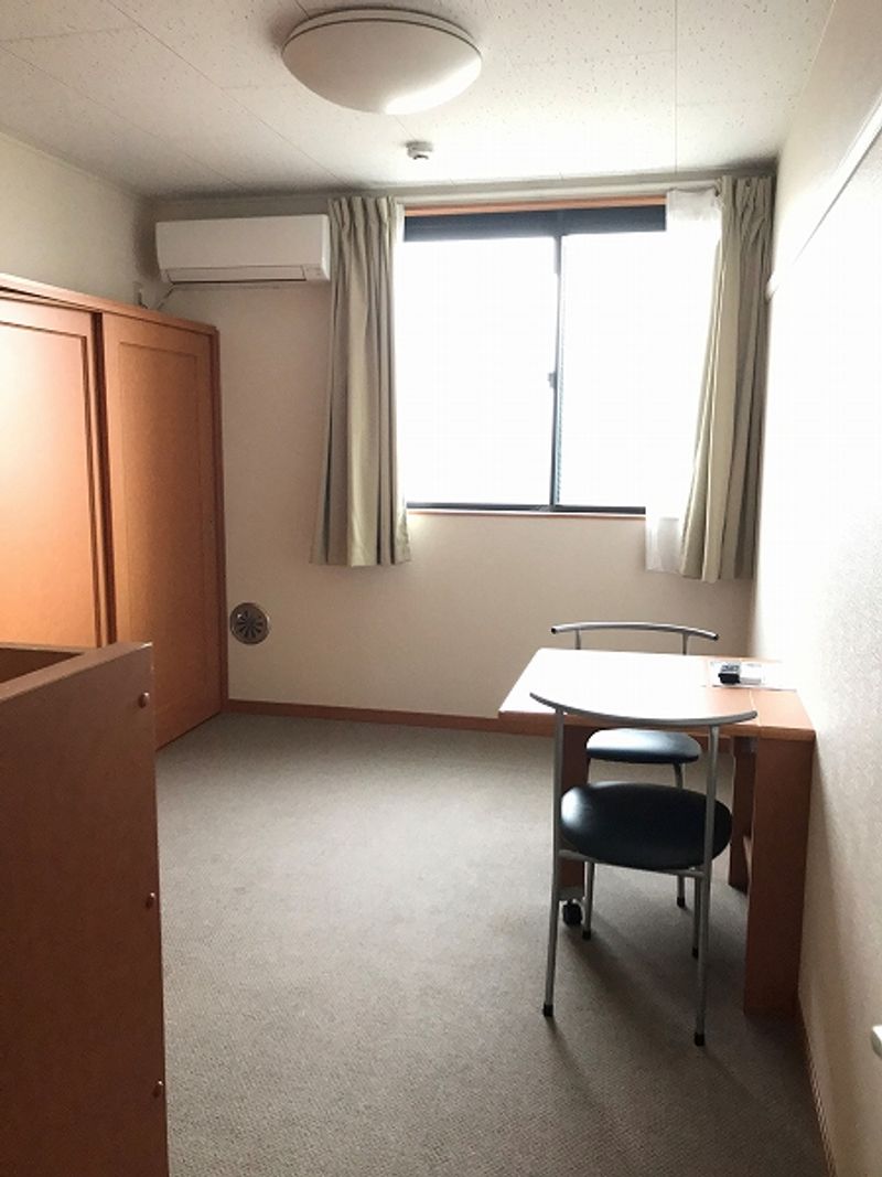 レオパレスＬＯＧＩＮⅡ 居間