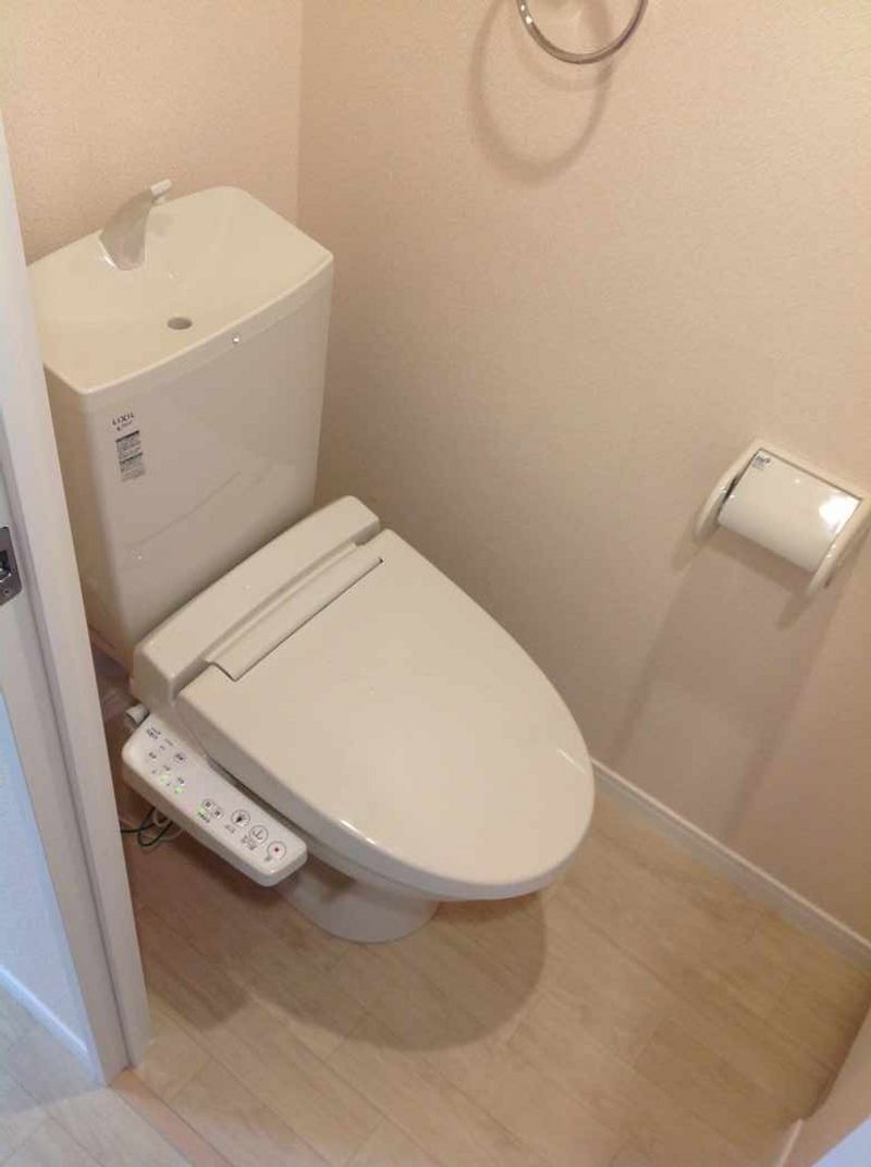 LEONEXT Aqua Nhà vệ sinh