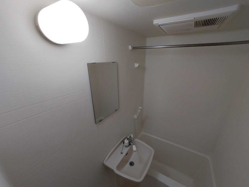 レオパレス松本 洗面台