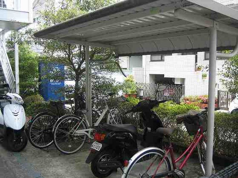 レオパレスクレセント 共用部分
