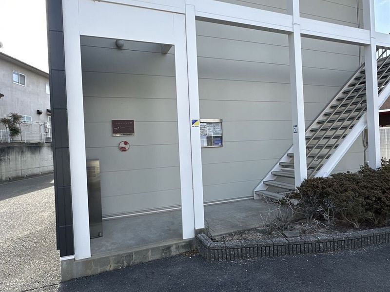 leopalace Claire J・K Entrance