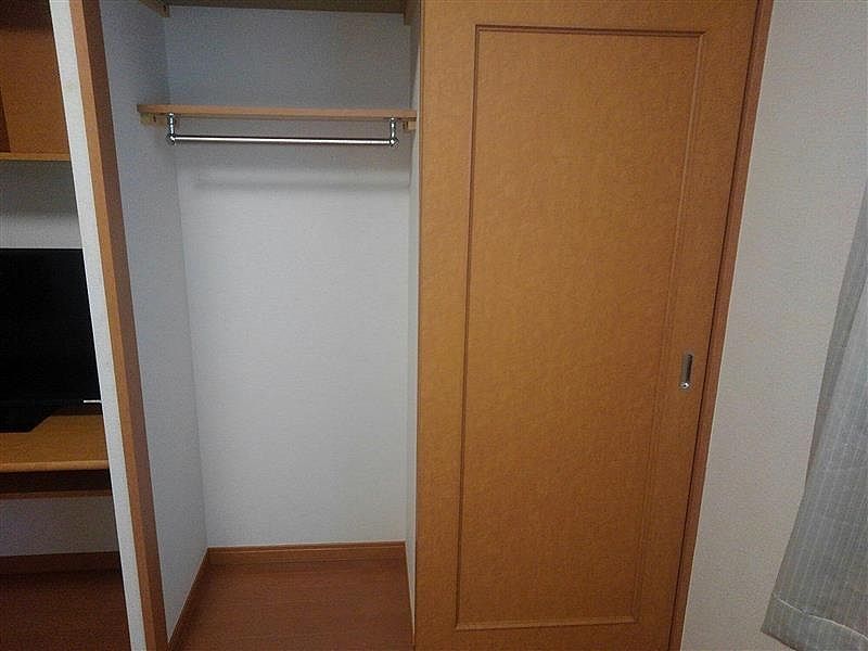 レオパレスレオーノ 収納