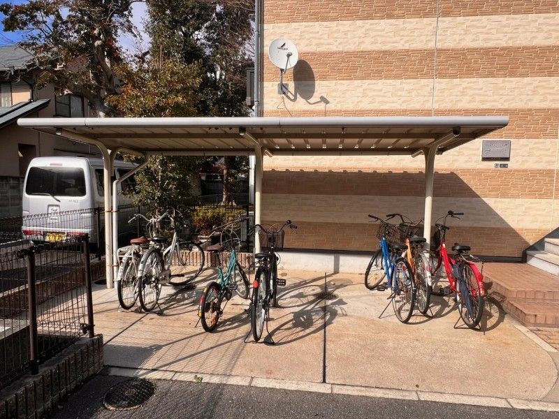 レオパレスルサルカ 共用部分