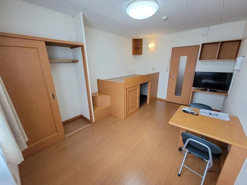 レオパレス滝下Ｂ 居間