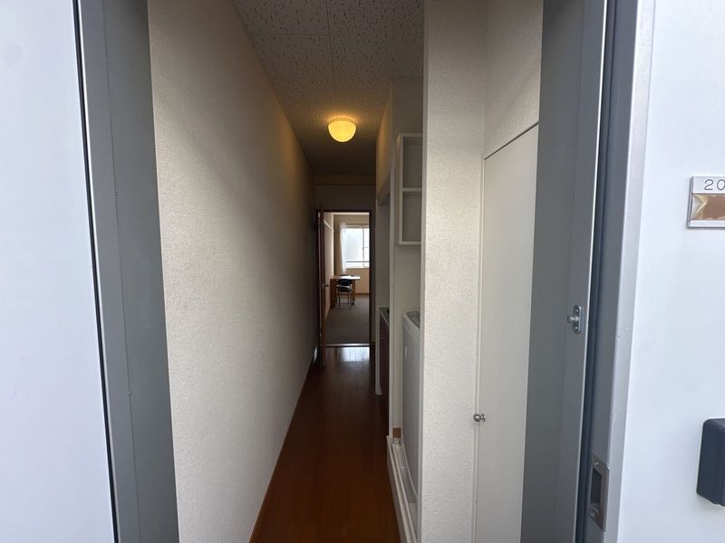 leopalace Hikari 玄关