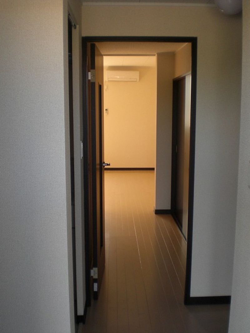 LEONEXT PINEWAVE II Entrance