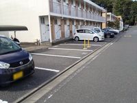 レオパレスＳＨＩＲＯＹＡＭＡⅤ 駐車場