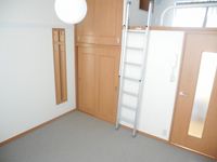レオパレスチェルシー 居間