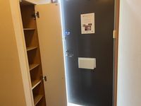 レオパレス小那覇 玄関