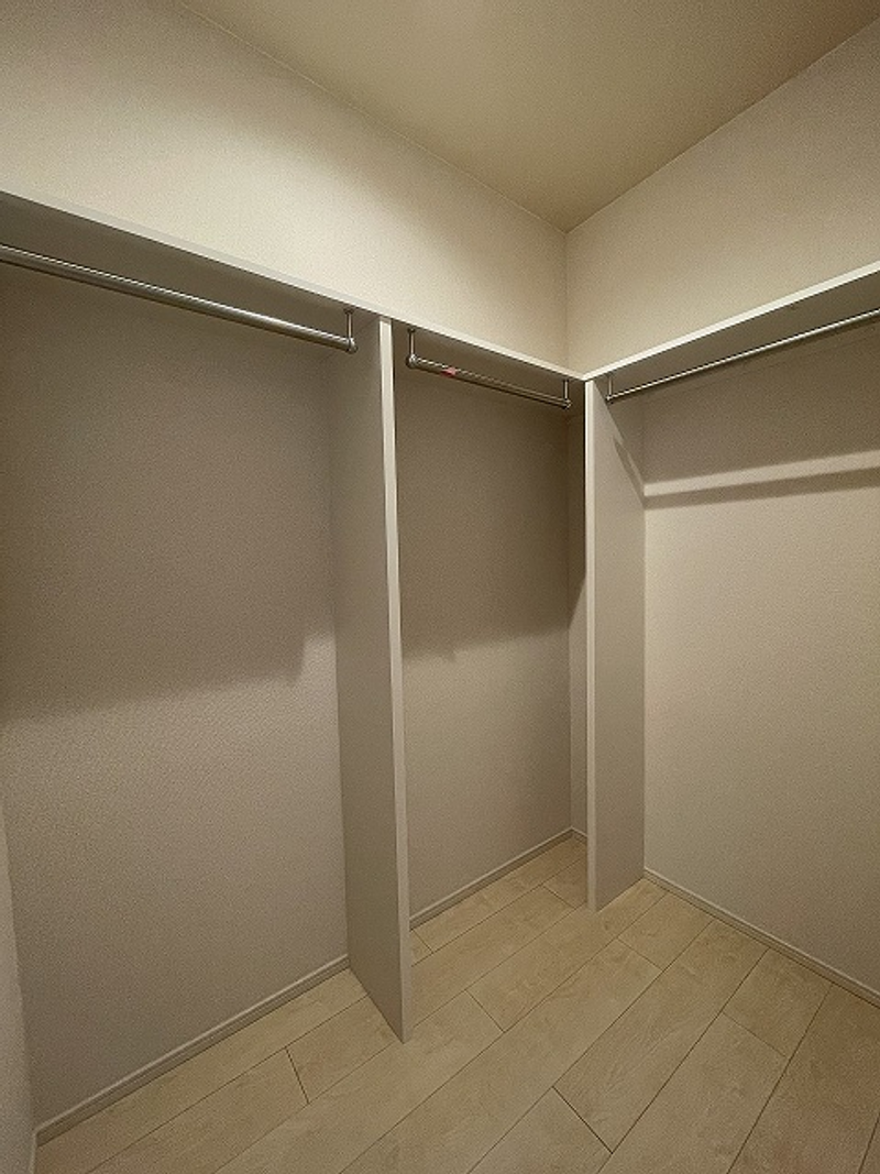 CLEINO T Villeneuve Storage