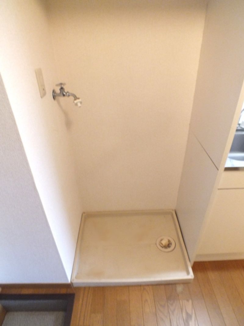 レオパレスサンライズ 玄関