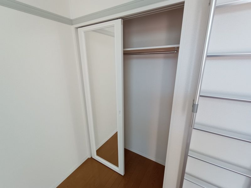 レオパレスタカラ 収納