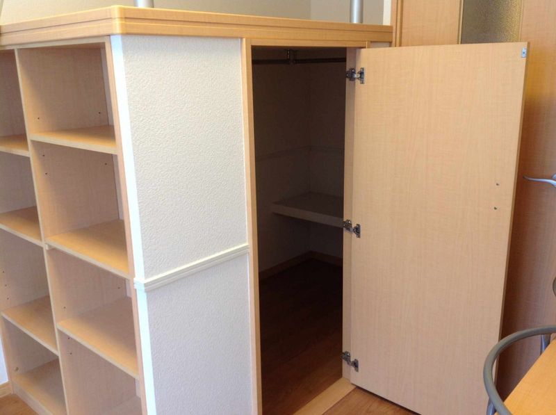 レオパレスダンデライオン 収納