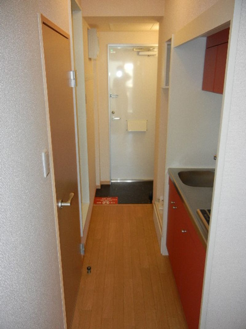 leopalace AS 60 Entrance