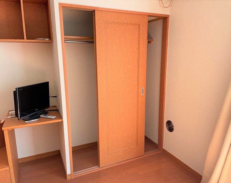 レオパレスイシイ 収納