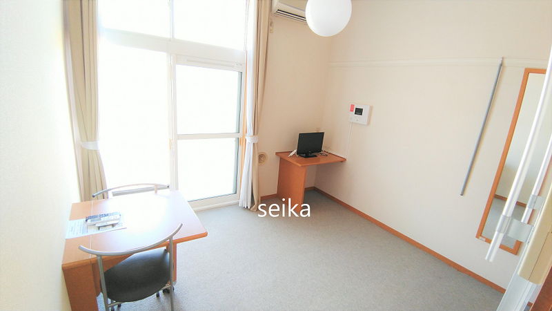 レオパレス４３８ 居間