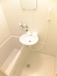 leopalace Katsuragi Bathroom