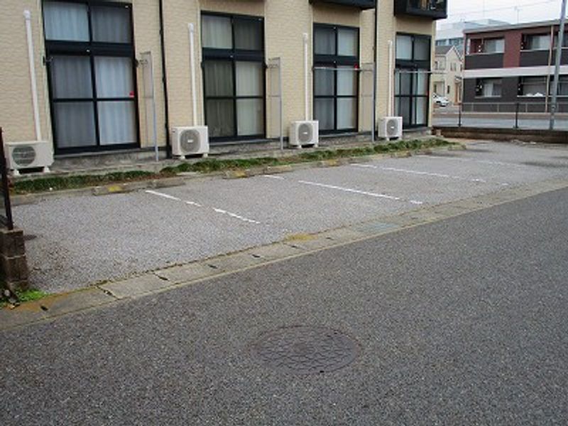 レオパレス横田新町 バルコニー